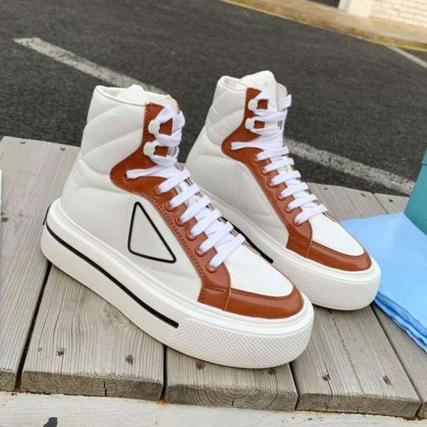 luxury brand triangle casual shoes men's shoe cover nylon pink designer ms. gao bang chaussure classic canvas sneakers001
luxury brand triangle casual shoes men's shoe cover nylon pink designer ms. gao bang chaussure classic canvas sneakers001