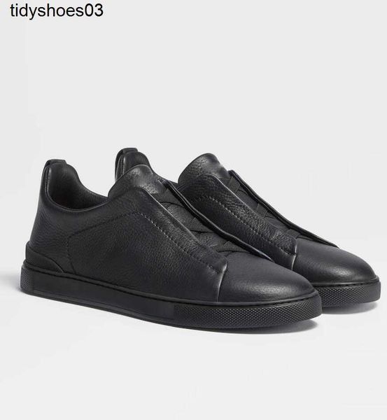 designer mens skate shoes man zegna lefu casual deerskin shoes black white blue genuine leather material mens sport low cut triple stitch sn
designer mens skate shoes man zegna lefu casual deerskin shoes black white blue genuine leather material mens sport low cut triple stitch sn