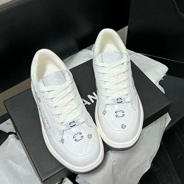 designer shoes running shoes sneaker women's shoes casual brands anti slip lightweight letters outdoor travel sports casual shoes size
designer shoes running shoes sneaker women's shoes casual brands anti slip lightweight letters outdoor travel sports casual shoes size