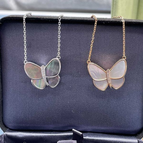 Designer Four-leaf clover Necklace Luxury Top Big Butterfly for Women Plated with 18k Gold Rose Collar Chain Natural Fritillaria Van Clee Accessories Jewelry
Designer Four-leaf clover Necklace Luxury Top Big Butterfly for Women Plated with 18k Gold Rose Collar Chain Natural Fritillaria Van Clee Accessories Jewelry