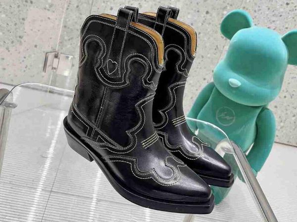 realfine888 5a boots ganni 5739420 low shaft embroidered western icon ankle half boot desinger shoes for men with box size 35-40, Black
realfine888 5a boots ganni 5739420 low shaft embroidered western icon ankle half boot desinger shoes for men with box size 35-40, Black