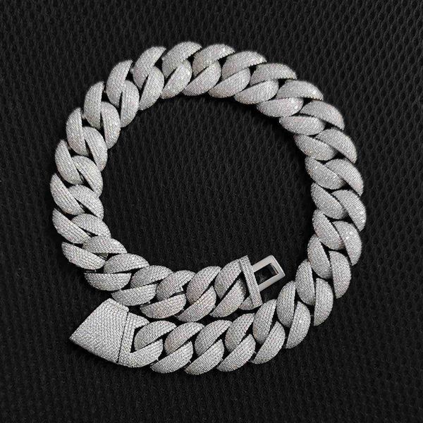 wholale white iced out moissanite 18k gold plated necklace jewelry 22mm bubble hip hop 22mm zircon cuban link chain by roll, Silver
wholale white iced out moissanite 18k gold plated necklace jewelry 22mm bubble hip hop 22mm zircon cuban link chain by roll, Silver