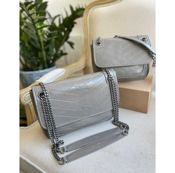 designer bagslimited brand classic designers shoulder bags crossbody bag genuine leather luxury handbags size cm
designer bagslimited brand classic designers shoulder bags crossbody bag genuine leather luxury handbags size cm