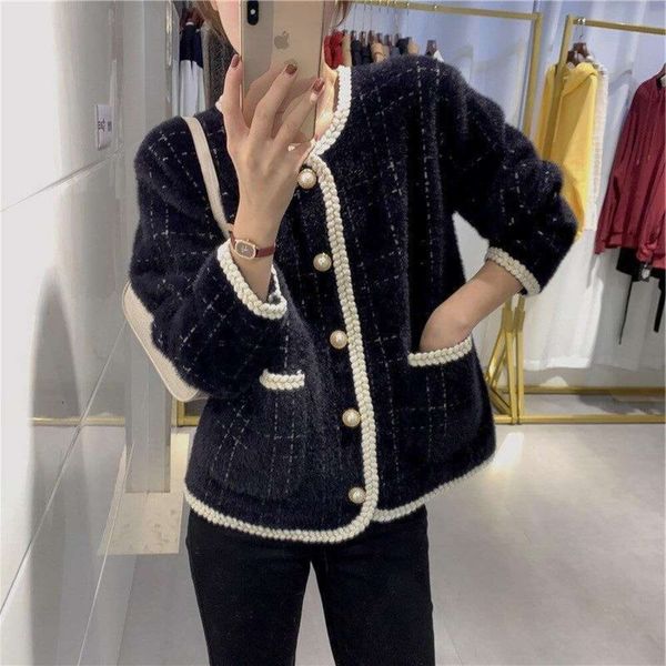 spring and autumn artificial mink fur sweater coat women fashionable plaid cardigan loose style top, White;black
spring and autumn artificial mink fur sweater coat women fashionable plaid cardigan loose style top, White;black