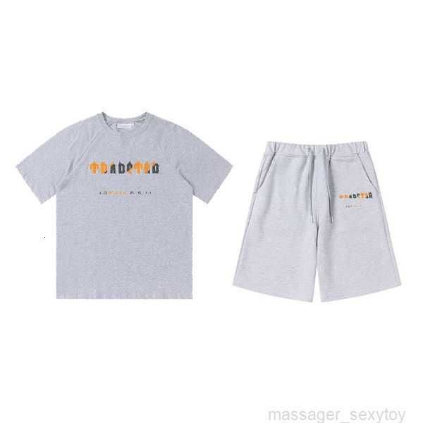 t-shirts designer men's embroidery letter luxury black white grey rainbow color summer sports fashion short sleeve size s m xl uv1pcm, White;black
t-shirts designer men's embroidery letter luxury black white grey rainbow color summer sports fashion short sleeve size s m xl uv1pcm, White;black