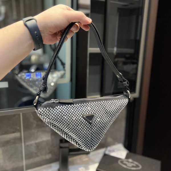 designers bags hobo bags shoulder bags handbags bags nylon bags crossbody bags lady fashion wallet bag large capacity letters 04
designers bags hobo bags shoulder bags handbags bags nylon bags crossbody bags lady fashion wallet bag large capacity letters 04