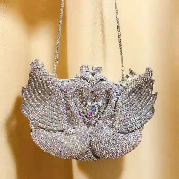 evening bag blue clutch sequined ab silver diamond handbag bridal wedding party metal clutches bags purse minaudiere 230901
evening bag blue clutch sequined ab silver diamond handbag bridal wedding party metal clutches bags purse minaudiere 230901