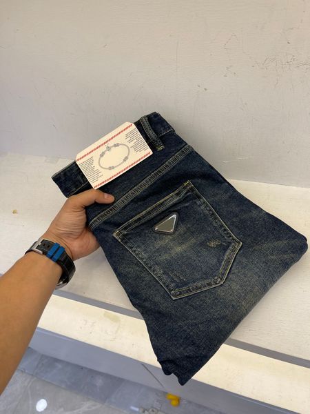 autumn and winter retro style mens jeans comfortable cotton blend material blue jeans luxury brand designer jeans
autumn and winter retro style mens jeans comfortable cotton blend material blue jeans luxury brand designer jeans