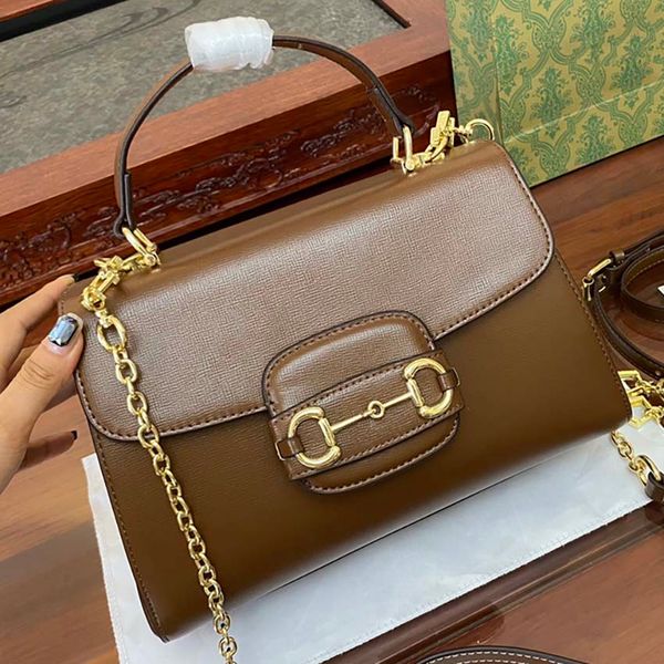 2023 designer bags saddles bag 5a shoulder handbag clutches flap totes wallets check square stripes women's luxury bag 03
2023 designer bags saddles bag 5a shoulder handbag clutches flap totes wallets check square stripes women's luxury bag 03
