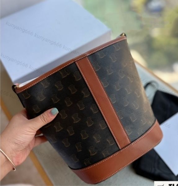 cassette bag fashion designer woman bag women shoulder bag handbag purse original box genuine leather cross body chain high grade quality
cassette bag fashion designer woman bag women shoulder bag handbag purse original box genuine leather cross body chain high grade quality