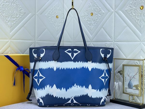 2023 luxurys designers handbags purses montigne bag women tote brand letter embossing genuine leather shoulder crossbody bags
2023 luxurys designers handbags purses montigne bag women tote brand letter embossing genuine leather shoulder crossbody bags