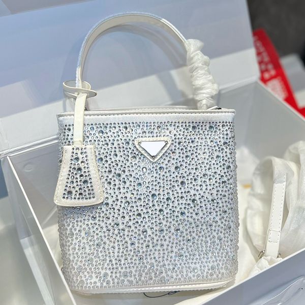 luxury p home full diamond bag designer bucket bag shoulder bag crossbody bag fashion handbag
luxury p home full diamond bag designer bucket bag shoulder bag crossbody bag fashion handbag
