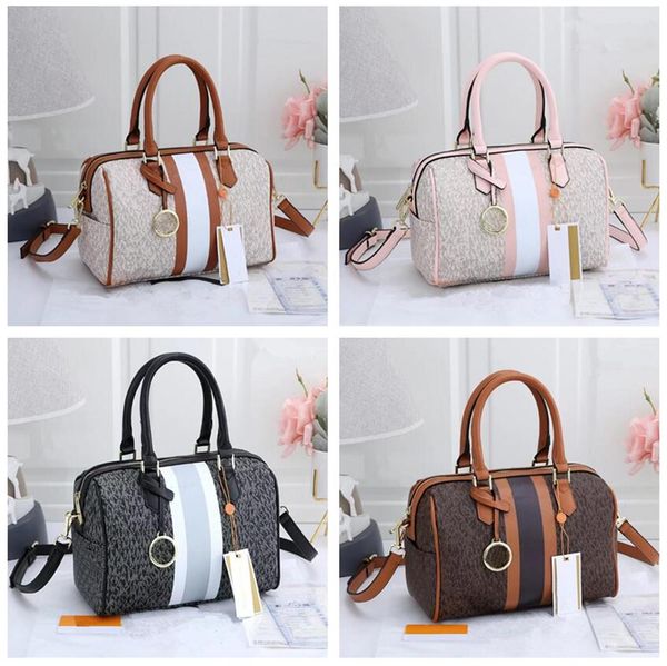 luxury designer totes bags women crossbody shoulderbag leather m k cross body chain handbags large capacity shopping totes mks99 high qualit, Black
luxury designer totes bags women crossbody shoulderbag leather m k cross body chain handbags large capacity shopping totes mks99 high qualit, Black
