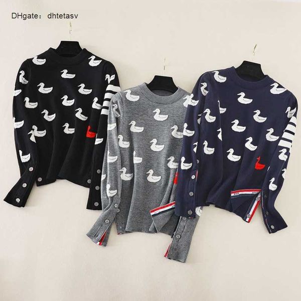 knitted little duck cartoon jacquard sweater women's autumn and winter fit versatile bottom shirt, White;black
knitted little duck cartoon jacquard sweater women's autumn and winter fit versatile bottom shirt, White;black