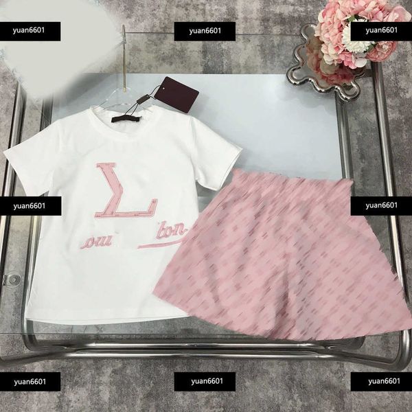 luxury kids clothes child sets baby dress summer 2pcs floral letter design t-shirt and classic printed shorts new product size 90-150 cm mar, White
luxury kids clothes child sets baby dress summer 2pcs floral letter design t-shirt and classic printed shorts new product size 90-150 cm mar, White