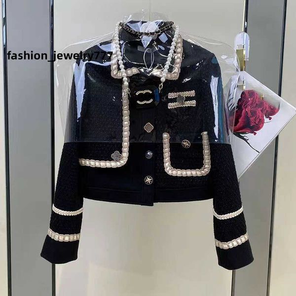 2023summer designer high-quality lapels casual polo women's jacket fashion chest pocket letter embroidery print metal button-knit long, Black;brown
2023summer designer high-quality lapels casual polo women's jacket fashion chest pocket letter embroidery print metal button-knit long, Black;brown