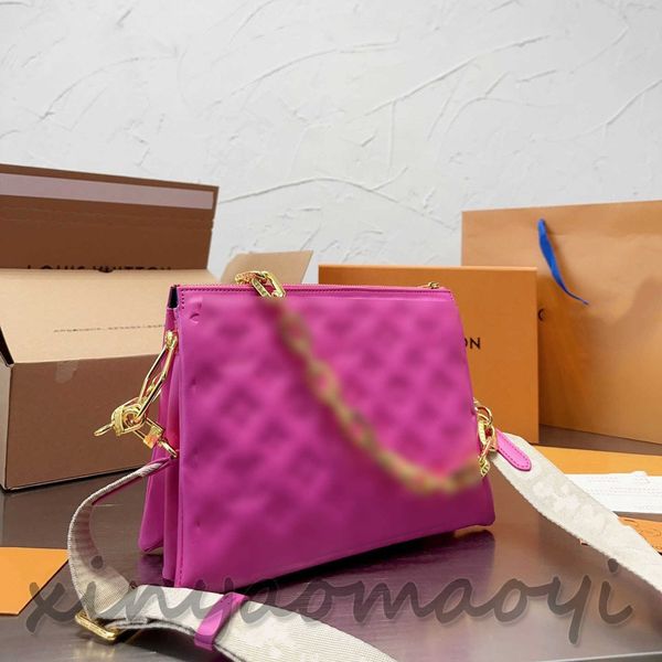 l rose pink hug bag, leather bag, multi-layer organ bag, color matching is complete, women's shoulder bag, handbag, thick chain bag, de
l rose pink hug bag, leather bag, multi-layer organ bag, color matching is complete, women's shoulder bag, handbag, thick chain bag, de