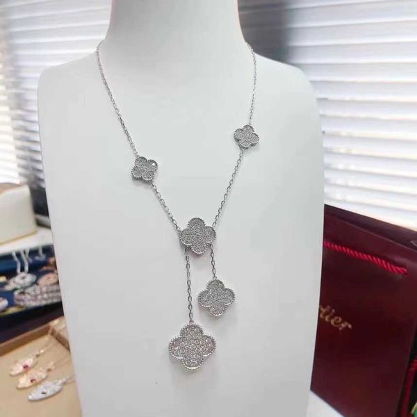 fashion luxury 4/four leaf clover four grass pendant six flower v gold plating 18k rose irregular necklace simple and advanced with logo and, Silver
fashion luxury 4/four leaf clover four grass pendant six flower v gold plating 18k rose irregular necklace simple and advanced with logo and, Silver