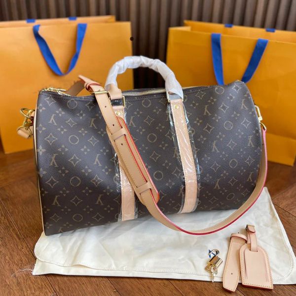 high capacity men keepall m41424 designer duffle bag travel fashion large capacity tote women luxury crossbody handbag clutch shoulder lugga
high capacity men keepall m41424 designer duffle bag travel fashion large capacity tote women luxury crossbody handbag clutch shoulder lugga