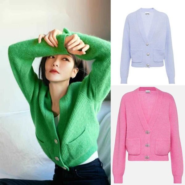 womens designer 23 knitted sweaters ganni pullover sweater butterfly crystal button v-neck mohair blend short knitted cardigan coat, White;black
womens designer 23 knitted sweaters ganni pullover sweater butterfly crystal button v-neck mohair blend short knitted cardigan coat, White;black