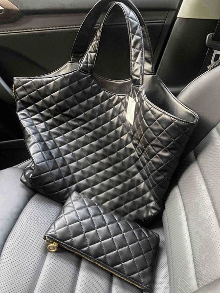 icare maxi tote shopping bag handbags women designer bag black lambskin quilted tote bag for woman large beach bags travel shoulder satchel
icare maxi tote shopping bag handbags women designer bag black lambskin quilted tote bag for woman large beach bags travel shoulder satchel