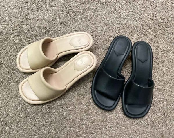 women casual sandal baguette nappa leather slide metal-logo mules sandals women wide-band slides cutout metal sculptural heels flip flop 35-, Black
women casual sandal baguette nappa leather slide metal-logo mules sandals women wide-band slides cutout metal sculptural heels flip flop 35-, Black