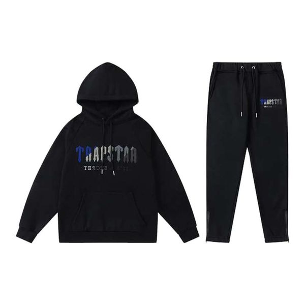 men's hoodie tracksuit designer embroidery letter black grey rainbow color autumn winter sports fashion cotton cord short sleeve716
men's hoodie tracksuit designer embroidery letter black grey rainbow color autumn winter sports fashion cotton cord short sleeve716