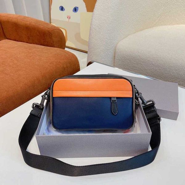 new totes c letter camera bag purse handbag womens designer bag hardware shoulder luxurys messenger bags woman purse wallet 221110
new totes c letter camera bag purse handbag womens designer bag hardware shoulder luxurys messenger bags woman purse wallet 221110