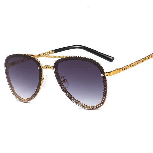 metal chain leg sunglasses fashioned universal anti ultraviolet glasses for men and women, White;black
metal chain leg sunglasses fashioned universal anti ultraviolet glasses for men and women, White;black