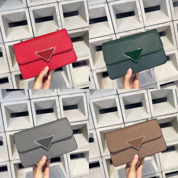 triangle chain bags women's designer bag new fashion letter square bag versatile women's shoulder bagcrossbody bag 230815
triangle chain bags women's designer bag new fashion letter square bag versatile women's shoulder bagcrossbody bag 230815