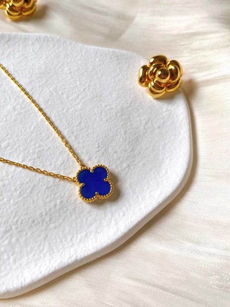 fashion designer 4/four leaf clover four grass necklace women's v gold thickened 18k rose full diamond blue agate pendant handicraft gi, Silver
fashion designer 4/four leaf clover four grass necklace women's v gold thickened 18k rose full diamond blue agate pendant handicraft gi, Silver