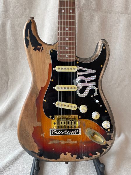 10s limited edition stevie ray vaughan tribute number one srv #1 heavy relic electric guitar alder body vintage yellow neck
10s limited edition stevie ray vaughan tribute number one srv #1 heavy relic electric guitar alder body vintage yellow neck