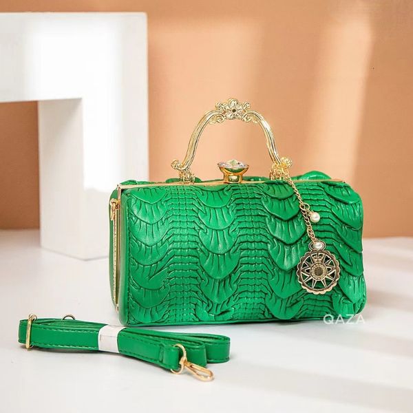 evening bags designer luxury handbags ladies hand bags clutches f8 sac a main femme messenger bag shoulder crossbody for women 230901
evening bags designer luxury handbags ladies hand bags clutches f8 sac a main femme messenger bag shoulder crossbody for women 230901