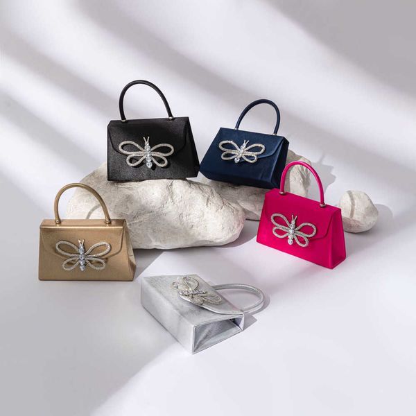 henglida 2023 winter new silk dinner bag bridal bag fashion women's handheld bag 230902
henglida 2023 winter new silk dinner bag bridal bag fashion women's handheld bag 230902