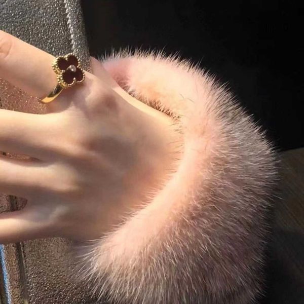 fashion luxury 4/four leaf clover high edition v gold four grass ring natural white fritillaria advanced flower agate thickened plating 18k, Silver
fashion luxury 4/four leaf clover high edition v gold four grass ring natural white fritillaria advanced flower agate thickened plating 18k, Silver