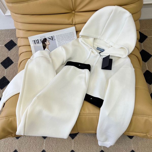 fashion womens tracksuit 23ss women two piece sets stylist causal hoodie clothing stylist casual sport set long sleeve s-l, White
fashion womens tracksuit 23ss women two piece sets stylist causal hoodie clothing stylist casual sport set long sleeve s-l, White