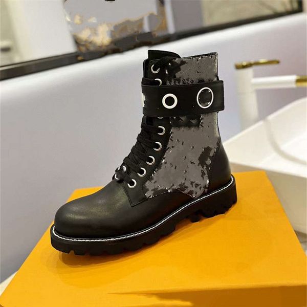 fashion women's boots 2023 luis luxury design vintage decorative letter logo autumn and winter casual martin boots snowy anti slip shor, Black
fashion women's boots 2023 luis luxury design vintage decorative letter logo autumn and winter casual martin boots snowy anti slip shor, Black