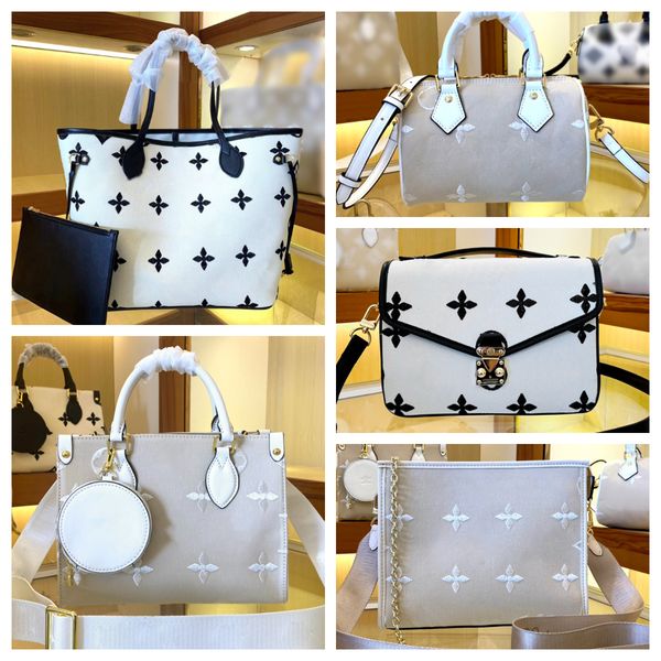 designer bag women's fashion classic printing bag casual commuter mom bag small fresh temperament handbag multifunction tote shopping b
designer bag women's fashion classic printing bag casual commuter mom bag small fresh temperament handbag multifunction tote shopping b