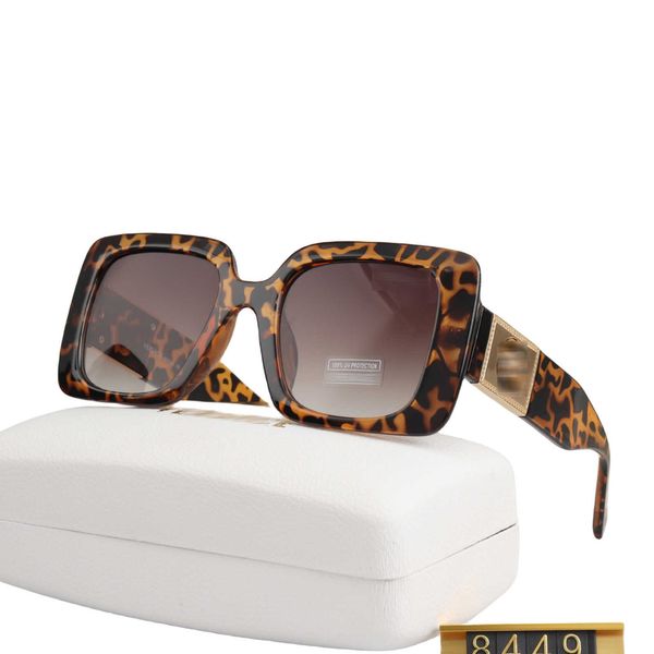 sunglasses designer fashion luxury new fanjia high definition head premium resistant, White;black
sunglasses designer fashion luxury new fanjia high definition head premium resistant, White;black