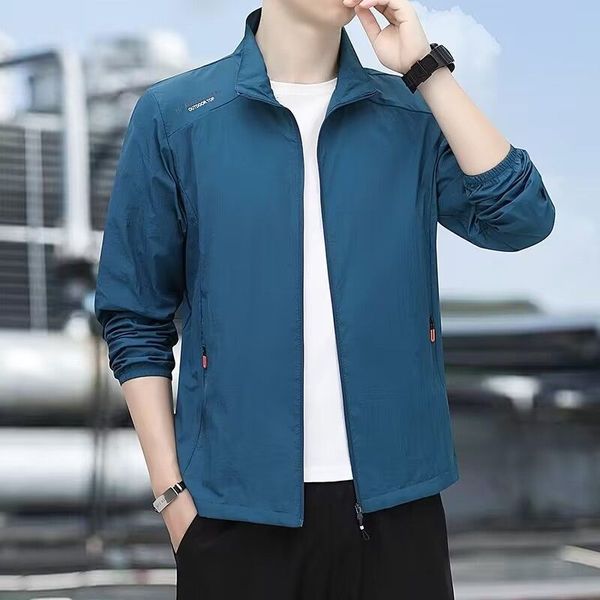 designer mens jacket spring autumn coat windrunner fashion hooded jackets sports windbreaker casual zipper coats man outerwear clothing, Black;brown
designer mens jacket spring autumn coat windrunner fashion hooded jackets sports windbreaker casual zipper coats man outerwear clothing, Black;brown