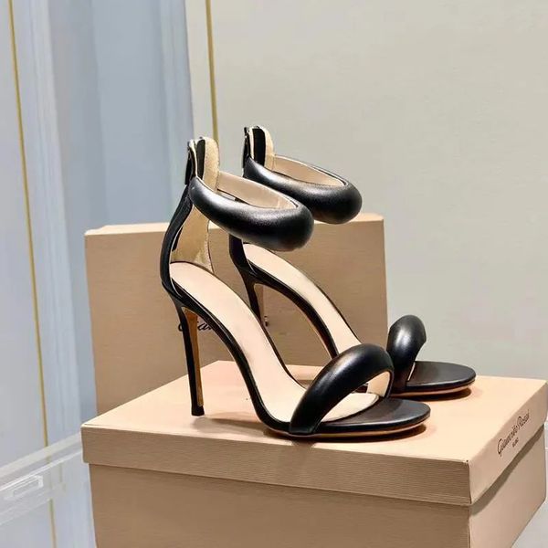 gianvito .5cm stiletto heels sandals sky-high heel for women summer luxury designer shoes golden calf leather foot strap heeled rear zippe, Black
gianvito .5cm stiletto heels sandals sky-high heel for women summer luxury designer shoes golden calf leather foot strap heeled rear zippe, Black