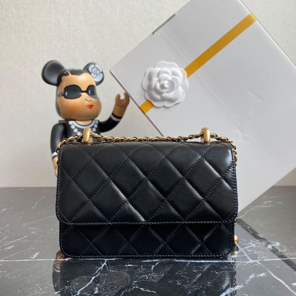 10a mirror quality classic sheepskin flap bag designer women chains cross body bags luxuries designers cover shoulder bags with box c088
10a mirror quality classic sheepskin flap bag designer women chains cross body bags luxuries designers cover shoulder bags with box c088