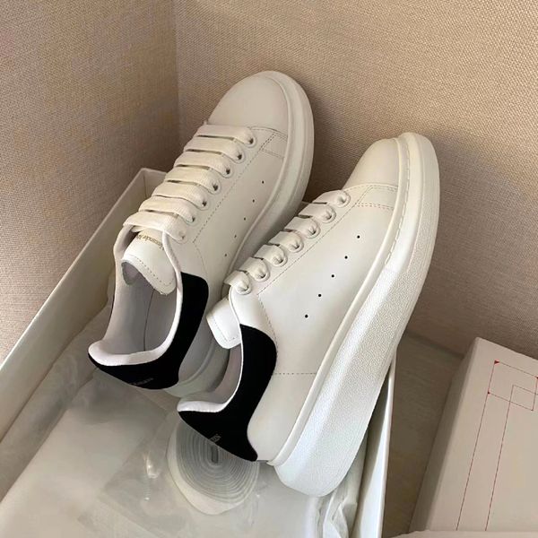 designer casual downtown walk shoes man woman sneakers oversized platform leather running shoes lace up luxury velvet suede shoe with dust b, Black
designer casual downtown walk shoes man woman sneakers oversized platform leather running shoes lace up luxury velvet suede shoe with dust b, Black