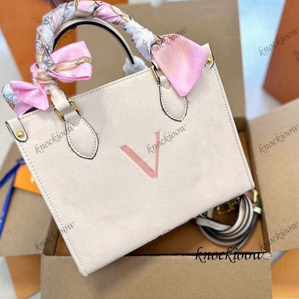 designer handbags new luxury tote bag pink printed cream color your shopping bag shoulder bag crossbody bag high-end goods delivery silk sca
designer handbags new luxury tote bag pink printed cream color your shopping bag shoulder bag crossbody bag high-end goods delivery silk sca