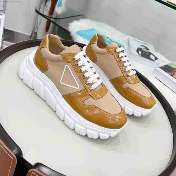 luxury prax 01 sports sneakers shoes men's re-nylon fabric casual walking famous rubber lug sole runner trainers with box, Black
luxury prax 01 sports sneakers shoes men's re-nylon fabric casual walking famous rubber lug sole runner trainers with box, Black