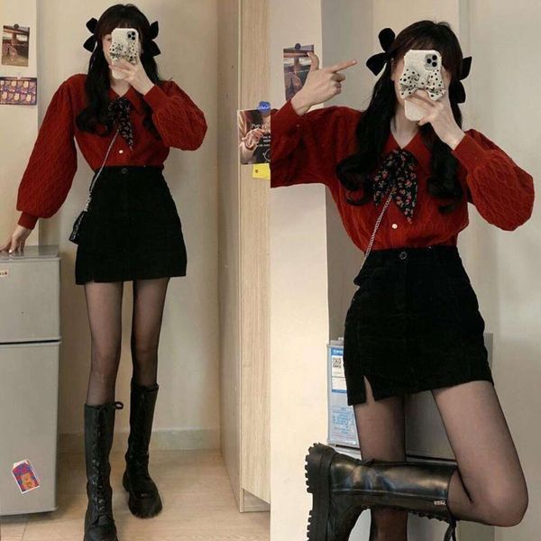 small autumn sweaters and winter high looking girl suit female christmas red sweater pantskirt two piece set, White;black
small autumn sweaters and winter high looking girl suit female christmas red sweater pantskirt two piece set, White;black