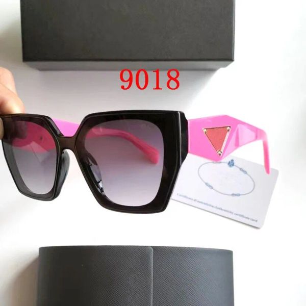 designer sunglasses classic eyeglasses goggle outdoor beach sun glasses for man woman mix 7 color optional triangular signature 5555, White;black
designer sunglasses classic eyeglasses goggle outdoor beach sun glasses for man woman mix 7 color optional triangular signature 5555, White;black