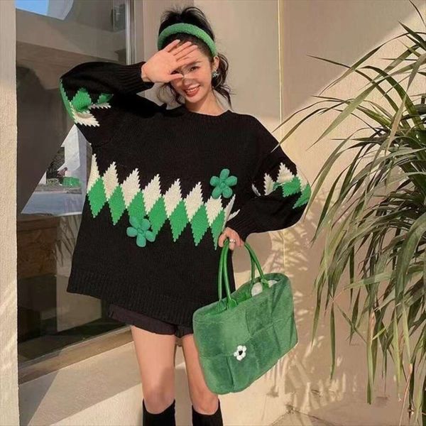 autumn and winter style womens sweaters lazy versatile korean contrasting colors rhombic design three dimensional, White;black
autumn and winter style womens sweaters lazy versatile korean contrasting colors rhombic design three dimensional, White;black