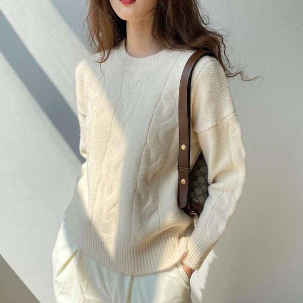 item title hemp sweater alpaca wool chic autumn and winter pullover thick base female, White;black
item title hemp sweater alpaca wool chic autumn and winter pullover thick base female, White;black