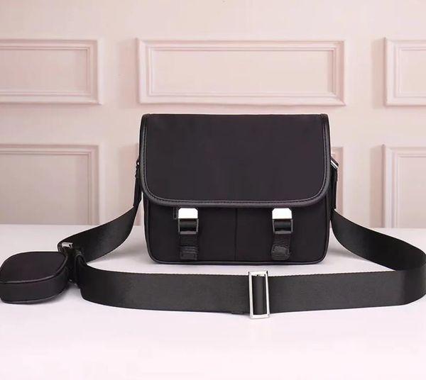 wholesale new canvas cross body bag men messenger bag classic cross body satchel waterproof canvas shoulder bag parachute fabric men purse m
wholesale new canvas cross body bag men messenger bag classic cross body satchel waterproof canvas shoulder bag parachute fabric men purse m